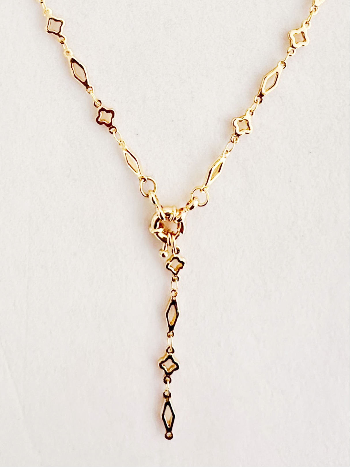 Gold Lariat