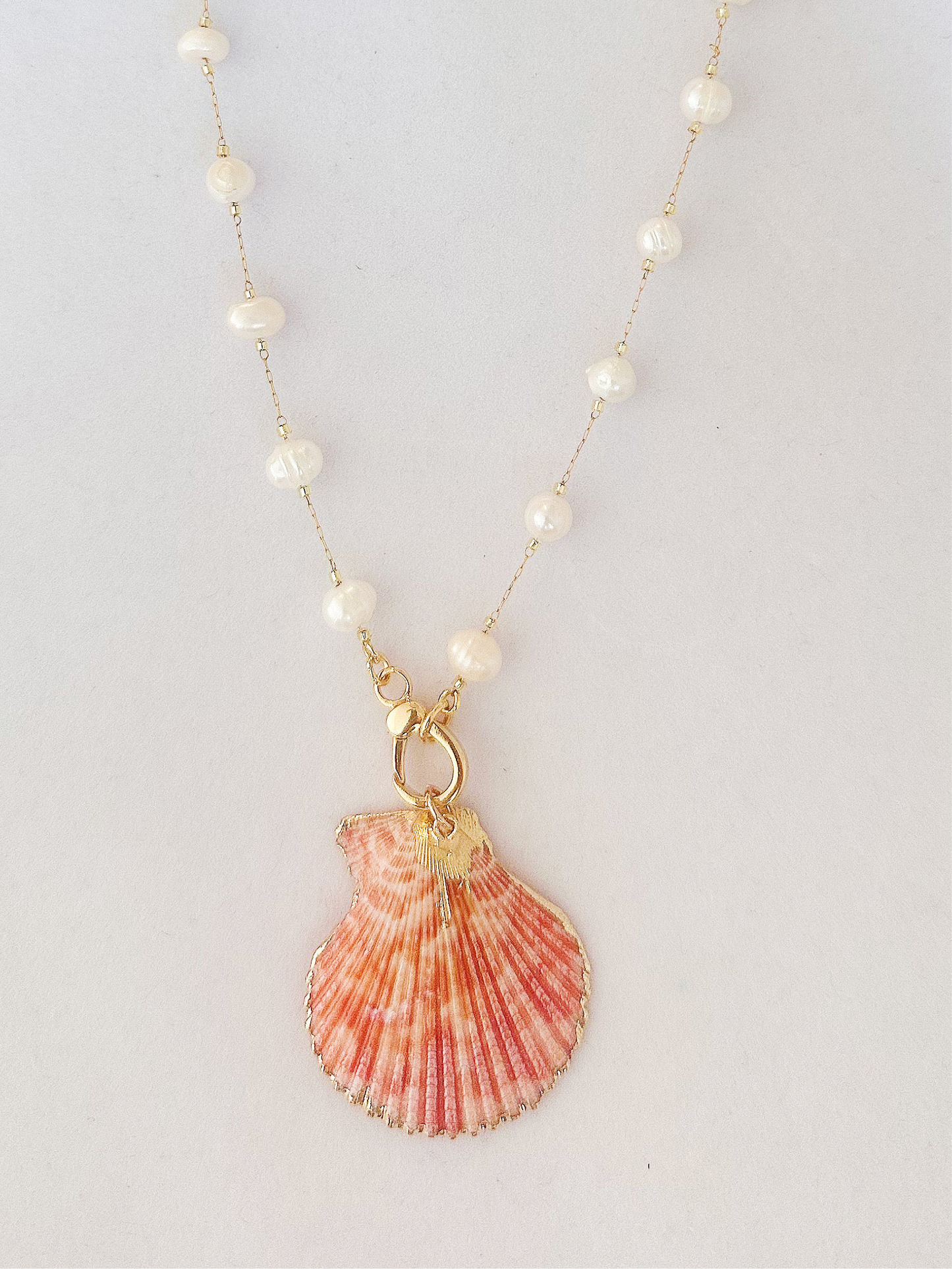 Pearly Shells Necklace