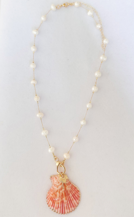 Pearly Shells Necklace